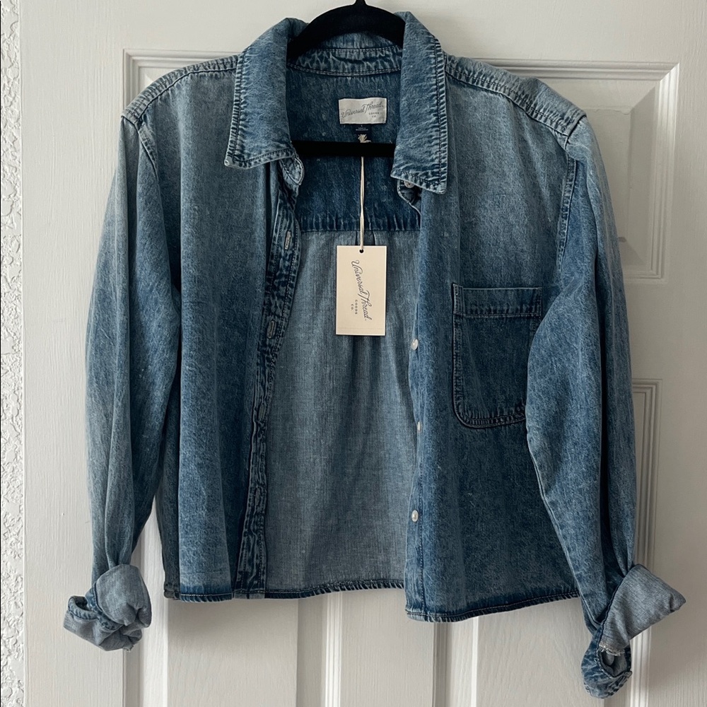 Universal Thread Light Blue Denim Shirt NWT